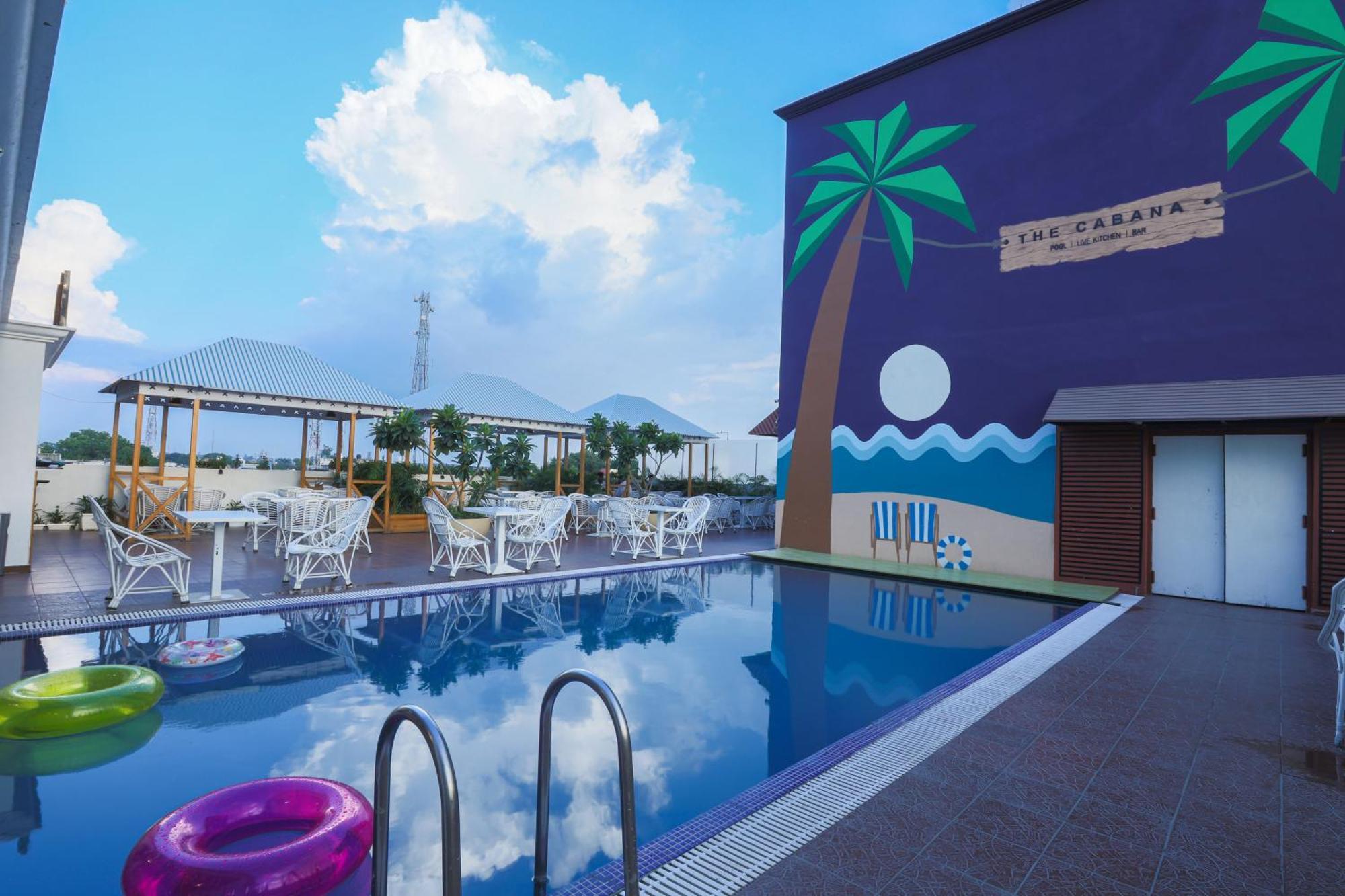 Hotel Le Castle Rudrapur Esterno foto